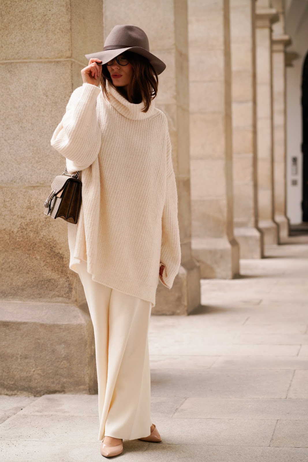 OVERSIZED STRICK Trend Report SS 2018 FASHION EQUALS SCIENCE